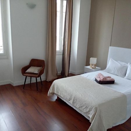 Quartier Le Plus Anime De Marseille "La Plaine Cours Julien "Chambre Avec Salle De Bain Wc Privee Integrees "Dans Appartement Екстериор снимка