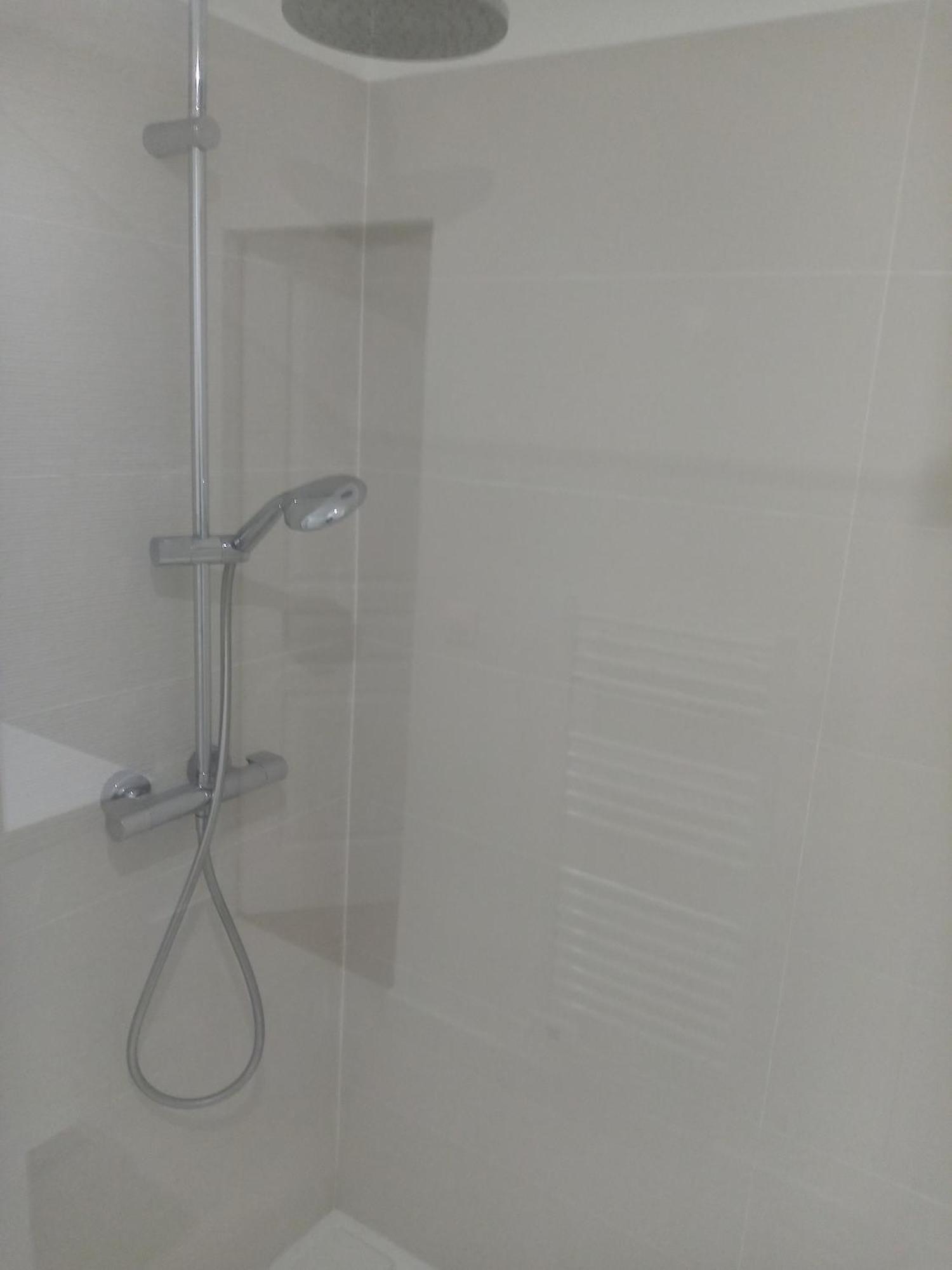 Quartier Le Plus Anime De Marseille "La Plaine Cours Julien "Chambre Avec Salle De Bain Wc Privee Integrees "Dans Appartement Екстериор снимка