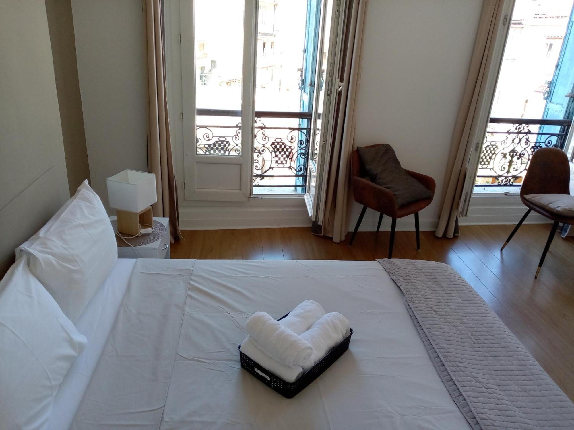 Quartier Le Plus Anime De Marseille "La Plaine Cours Julien "Chambre Avec Salle De Bain Wc Privee Integrees "Dans Appartement Екстериор снимка
