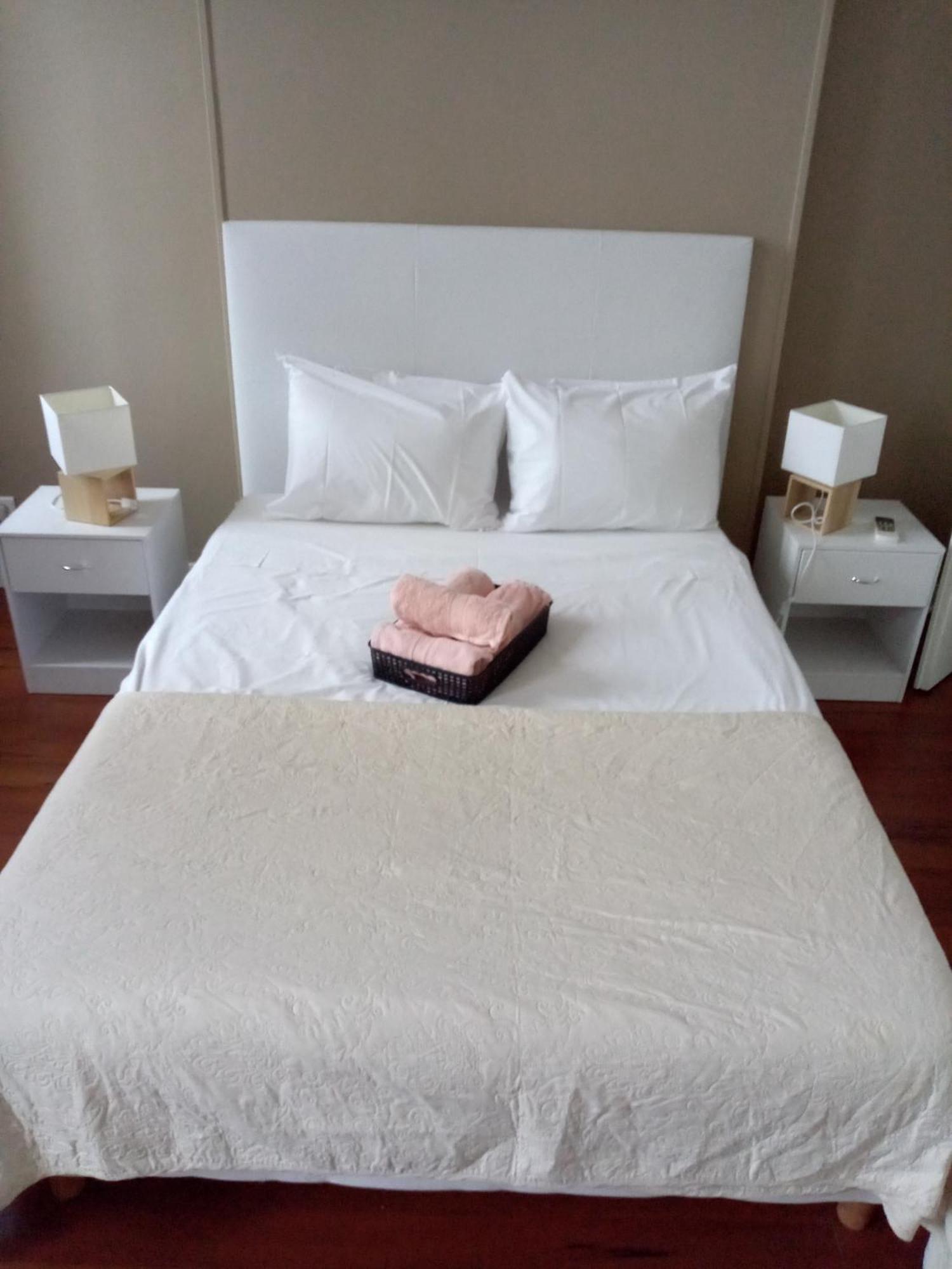 Quartier Le Plus Anime De Marseille "La Plaine Cours Julien "Chambre Avec Salle De Bain Wc Privee Integrees "Dans Appartement Екстериор снимка