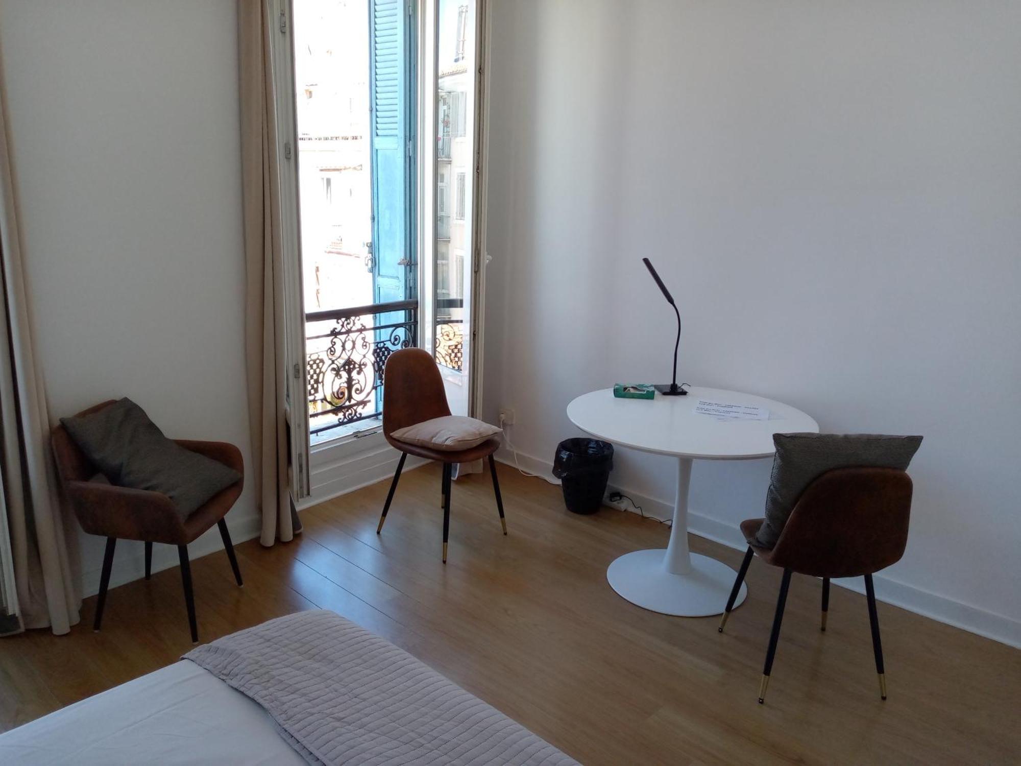 Quartier Le Plus Anime De Marseille "La Plaine Cours Julien "Chambre Avec Salle De Bain Wc Privee Integrees "Dans Appartement Екстериор снимка