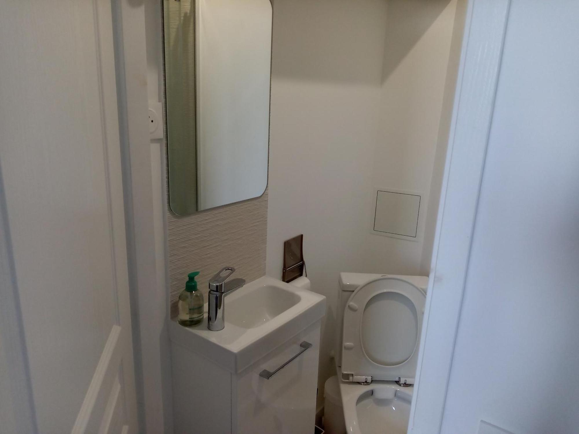 Quartier Le Plus Anime De Marseille "La Plaine Cours Julien "Chambre Avec Salle De Bain Wc Privee Integrees "Dans Appartement Екстериор снимка